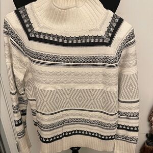 Chaps Ivory and Black Patterned Turtleneck Sweater